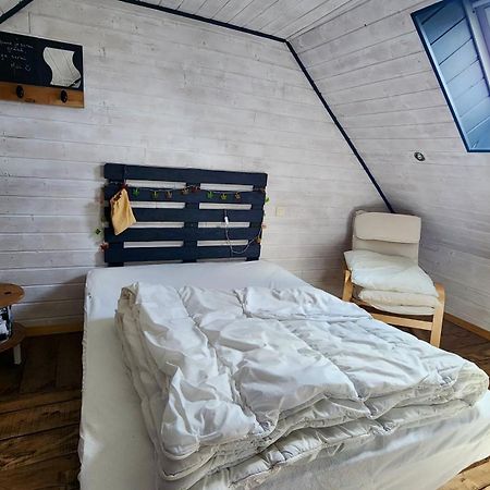 La Petite Maison En Bois Bleue Quiberville Bagian luar foto